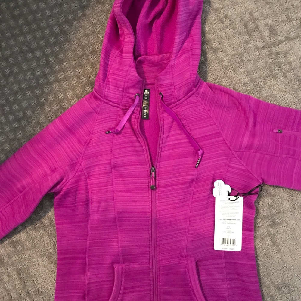 NWT magenta 90 Degree by Reflex active sweatshirt